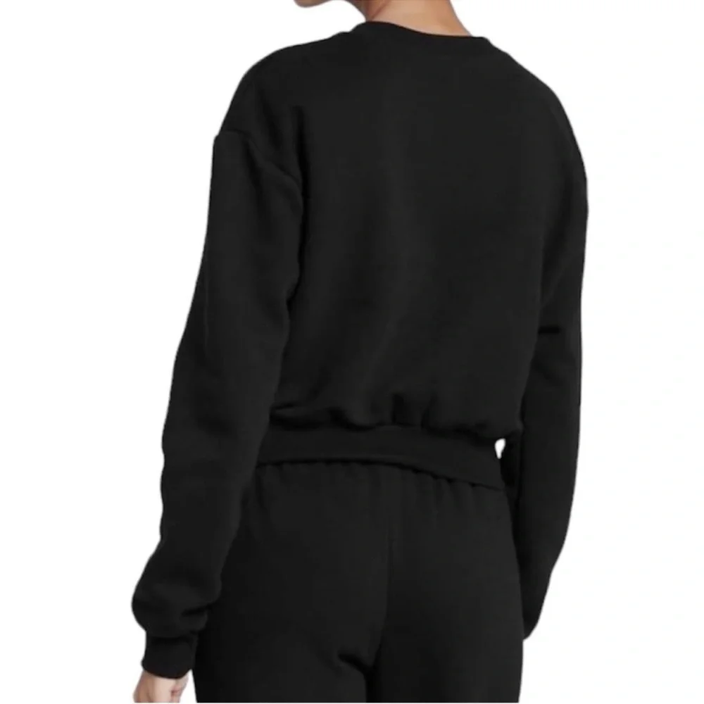 Wild Fable Women's Black Cropped Sweatshirt - Picture 2 of 9